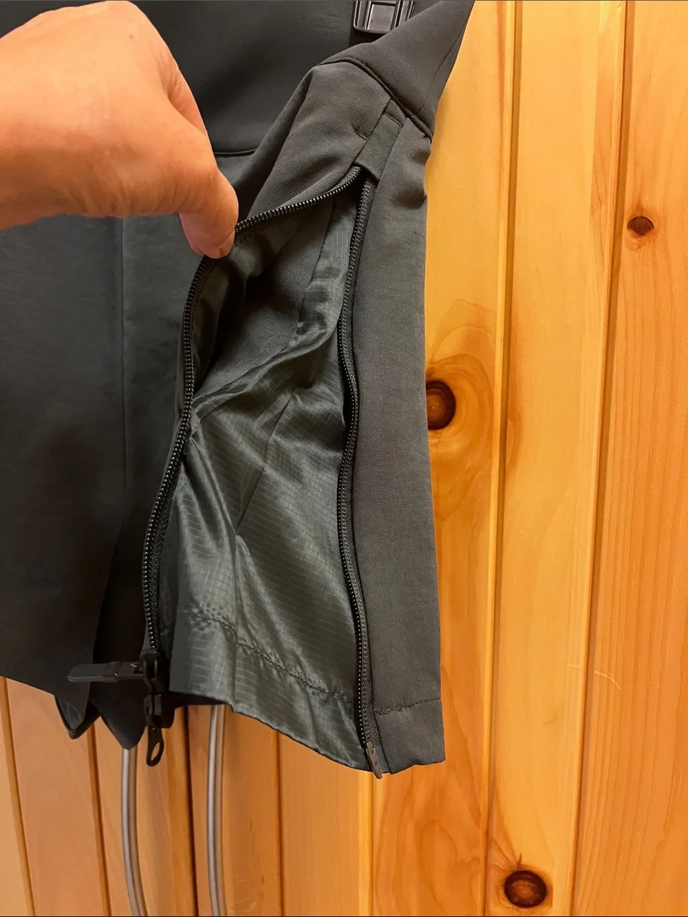 Nike Team Tech pack Women's High-Waist Performance Shorts